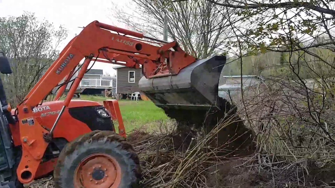 M7040 prépare un terrain parti #1