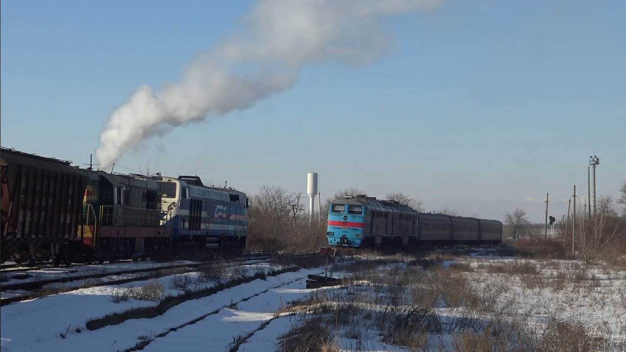 TE33AC-3002, ЧМЭ3-4507 [CFM] & 2ТЭ116-1434 [УЗ] Скрещение поездов | Meeting trains