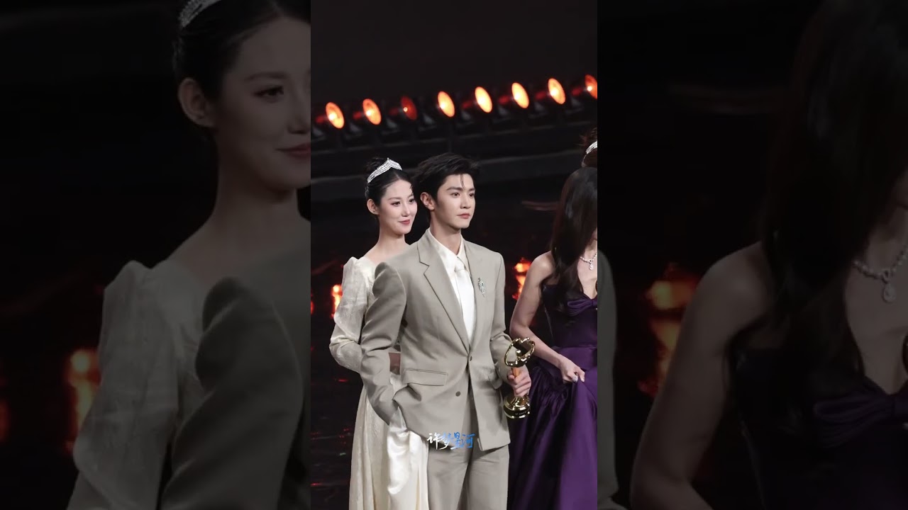 050226 Weibo Night 2025 Chen Zheyuan was going to receive his award the Event. #ChenZheyuan #陈哲远
