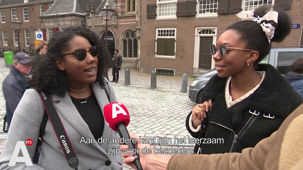 Groepsrondleidingen langs ramen op de Wallen vanaf volgend jaar verboden
