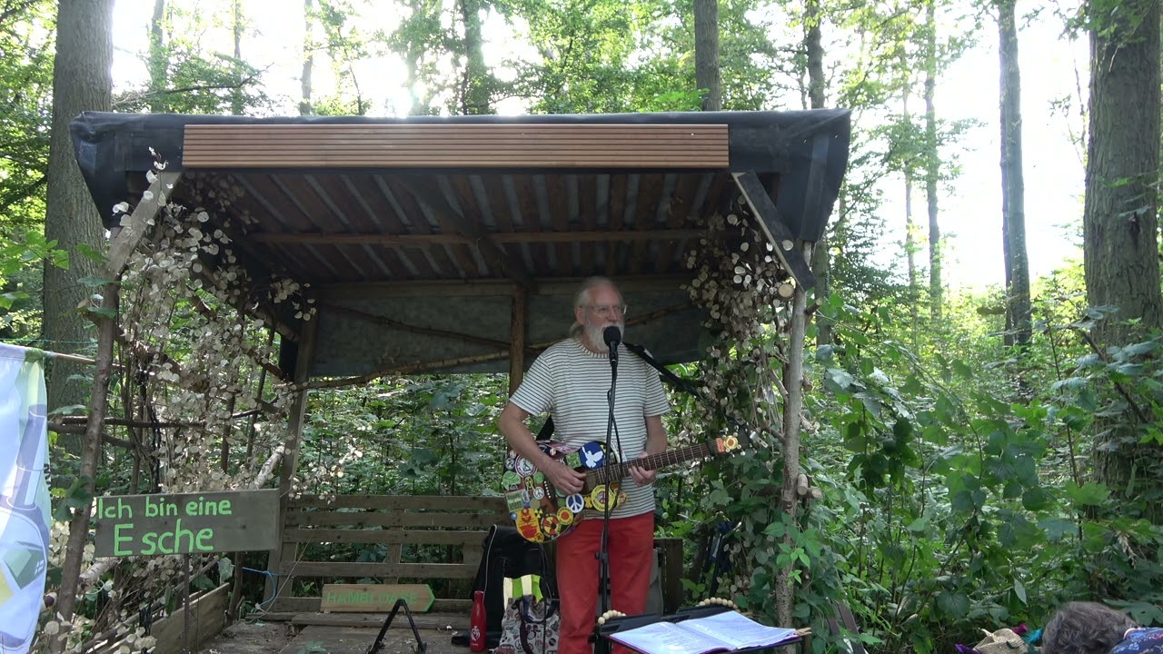 7.9.24 "Dom von Immerath" von Gerd Schinkel gesungen im Hambacher Wald