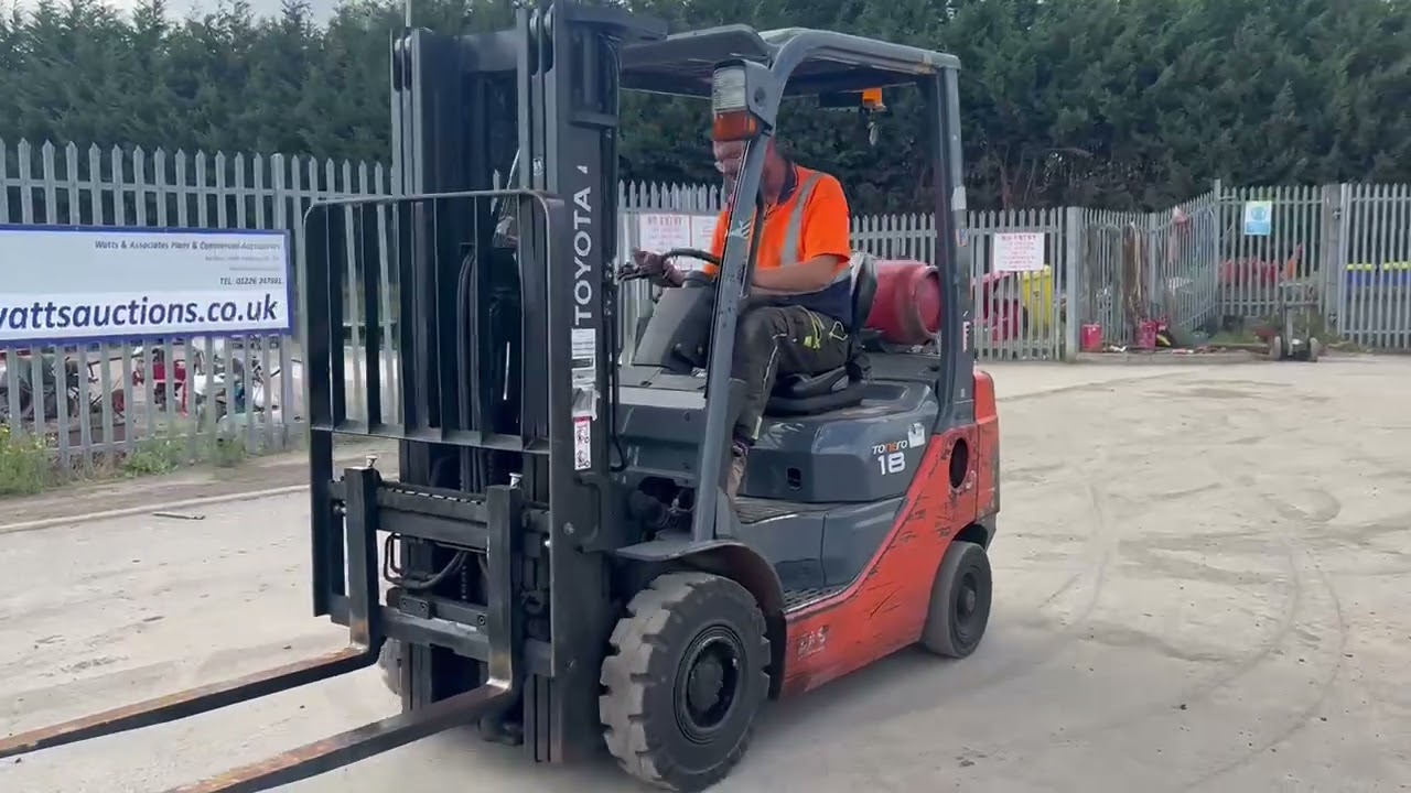 Toyota tonero 1.8 gas forklift
