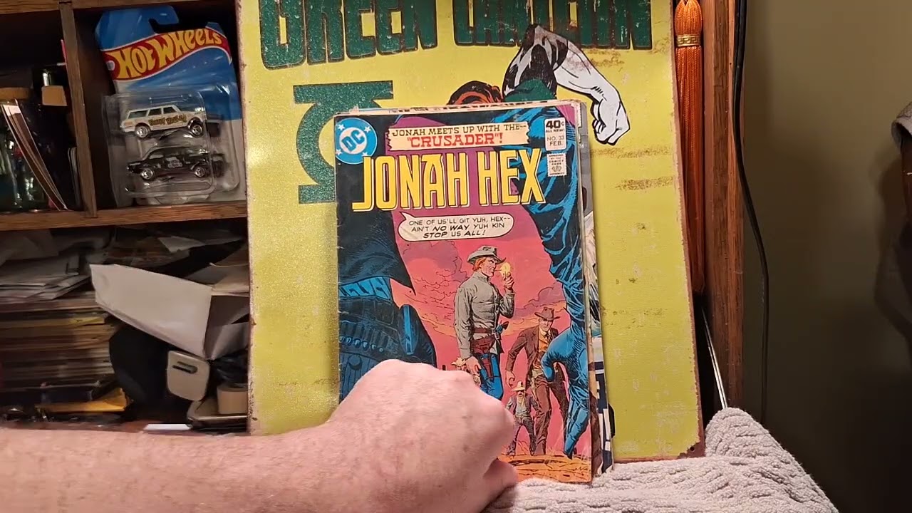 What's in my comic book box The cheap version 😁