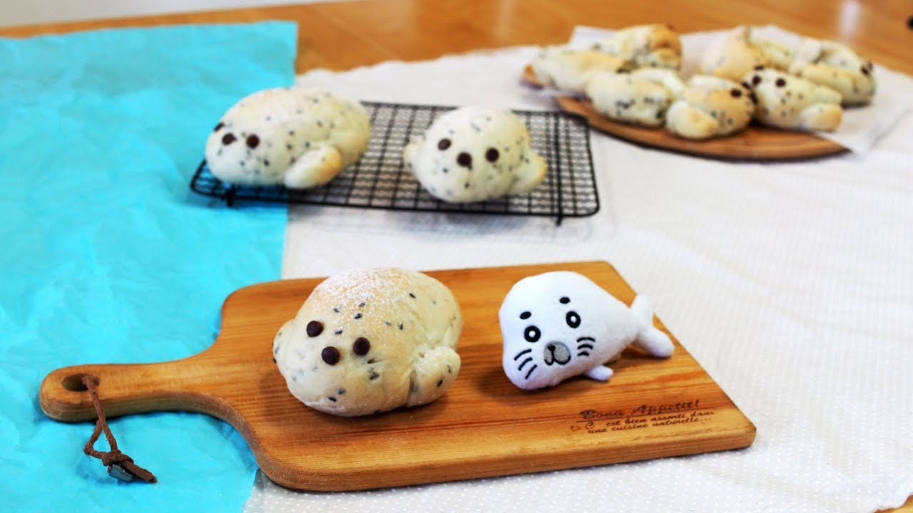 Spotted Seal Sesame Cheese Bread チーズがびよーんと伸びる 胡麻斑海豹 ごまふあざらしの胡麻チーズパン