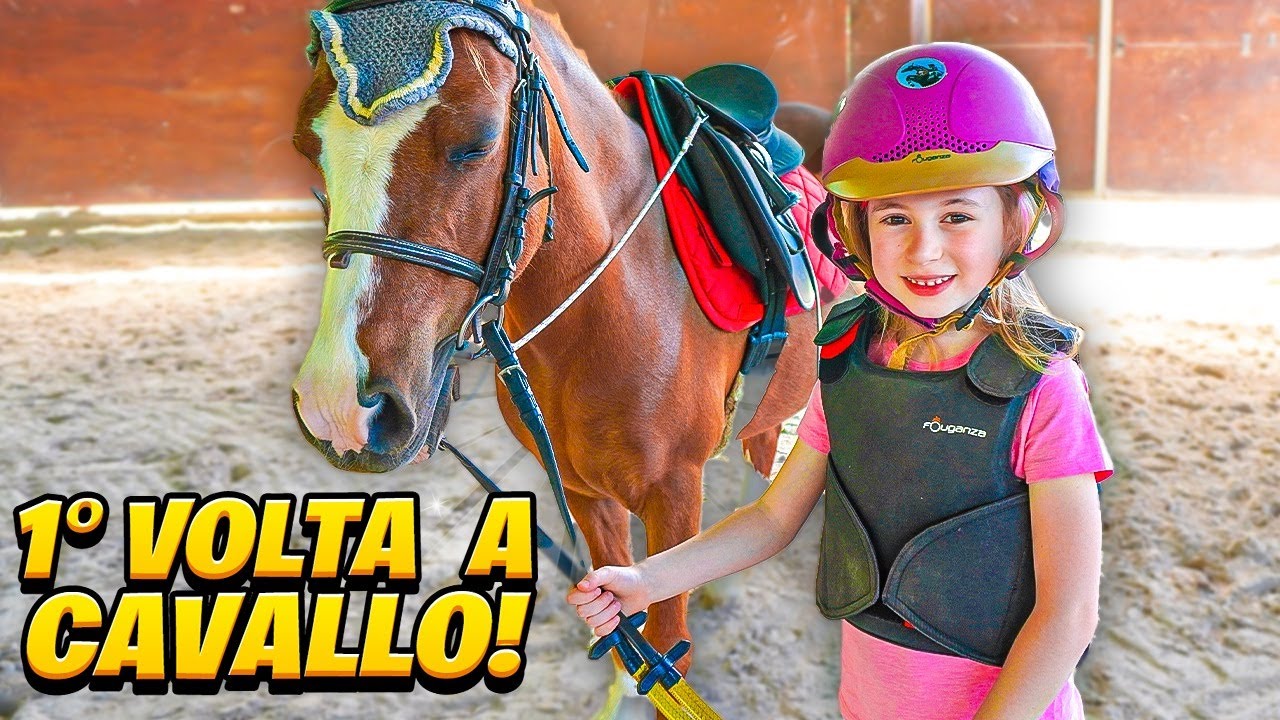 VLOG! GIORGIA VA PER LA PRIMA VOLTA A CAVALLO È QUASI CADUTA ! * UNA GIORNATA IN FATTORIA *