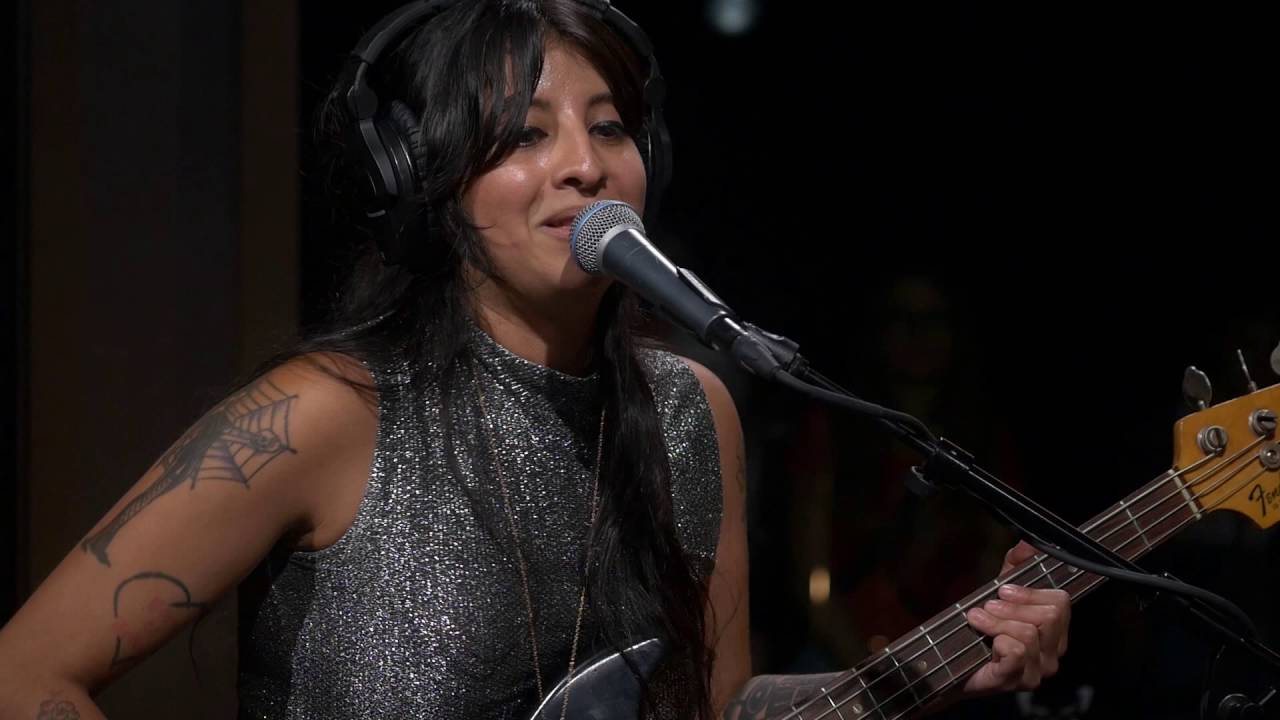 Acapulco Lips - Awkward Waltz (Live on KEXP)