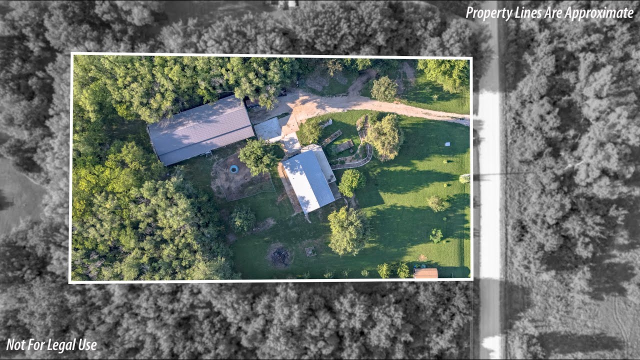 5690 Prairie View Rd, Wamego, KS