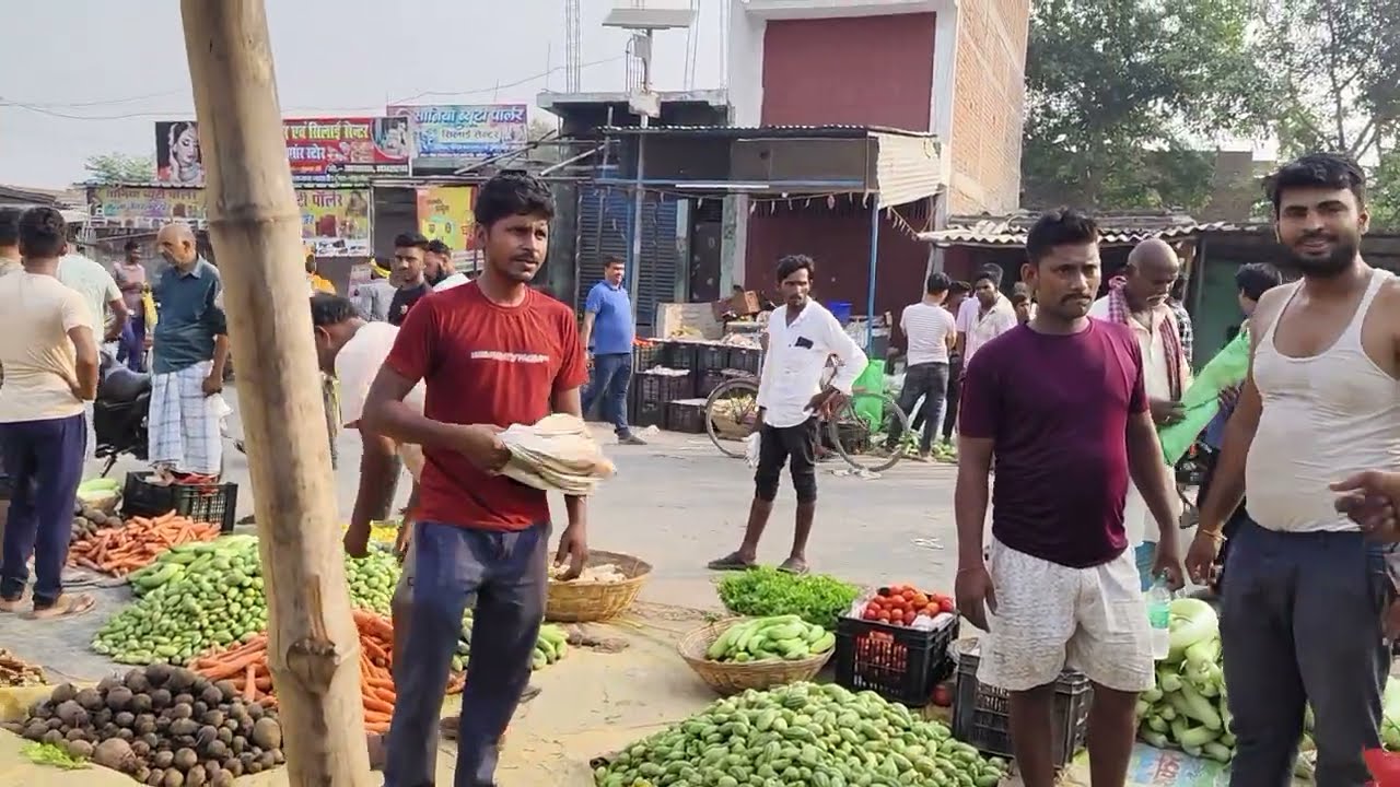 namaste pranam swagat Bhagat ke patera sabji mandi mein please mere channel ko subscribe kariye fol