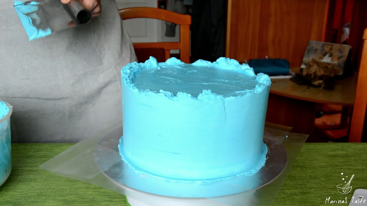 Kako zagladiti šlag na okrugloj torti - How to smooth a round cake with whipped cream
