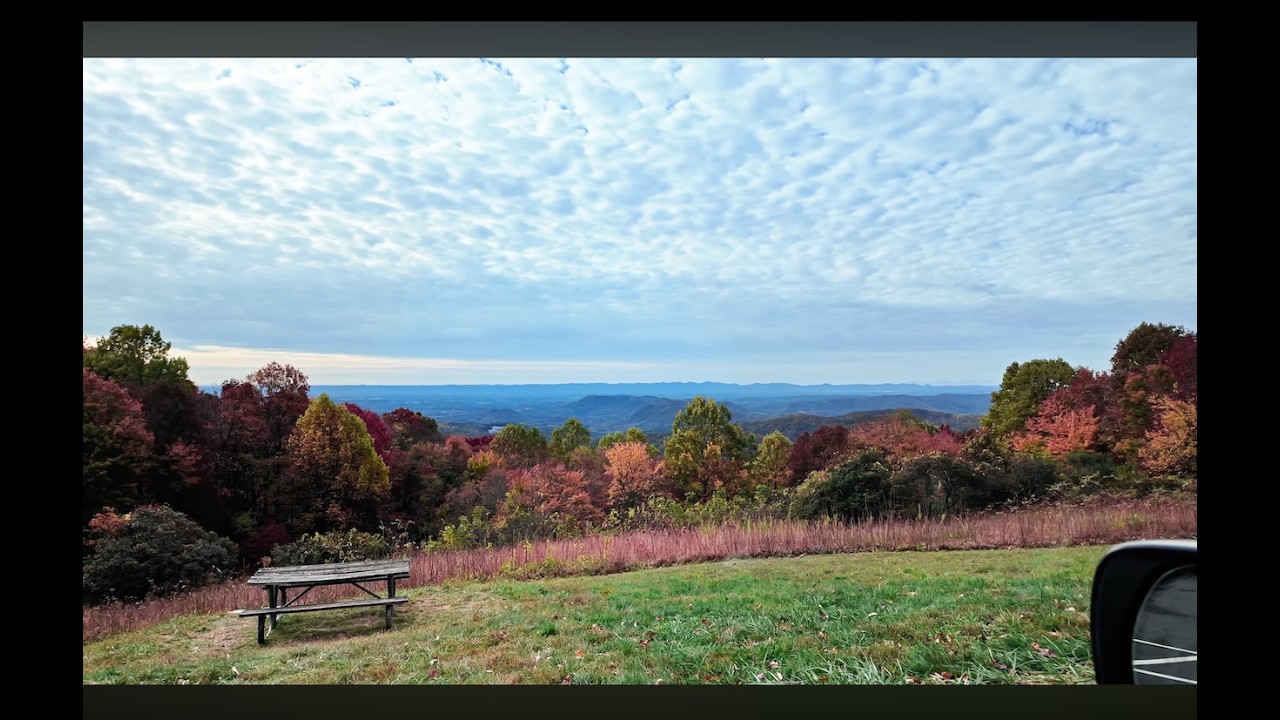 [4K] Relaxing Fall Colors at Blue Ridge Mountains, North Carolina
