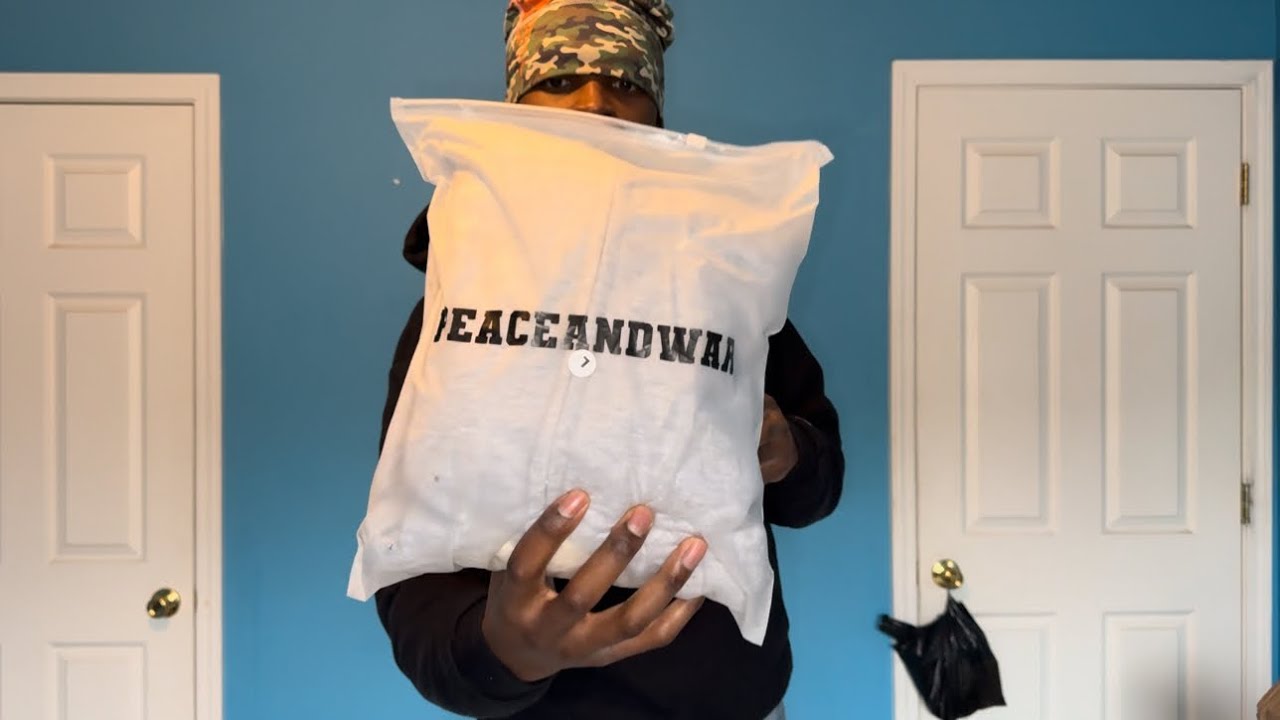 PEACEANDWAR UNBOXING | Blank Hoodies Review and Try On