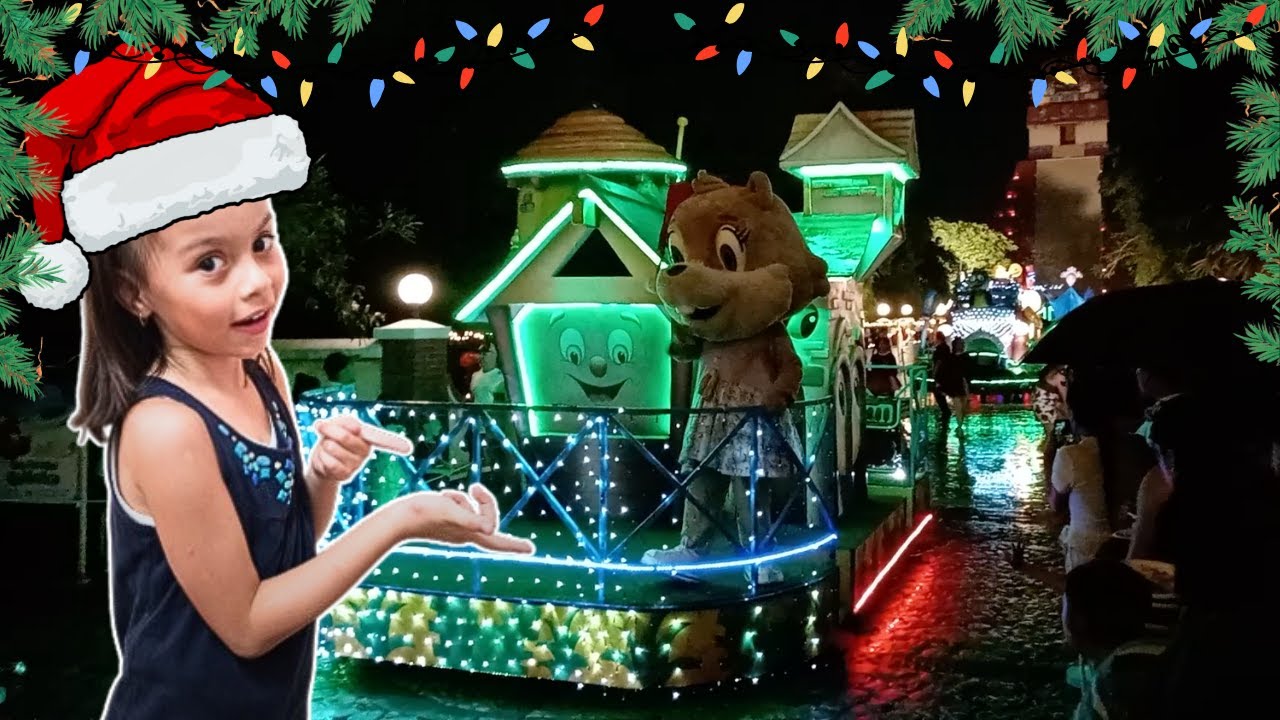 Así es el DESFILE NAVIDEÑO en el IRTRA DE REU