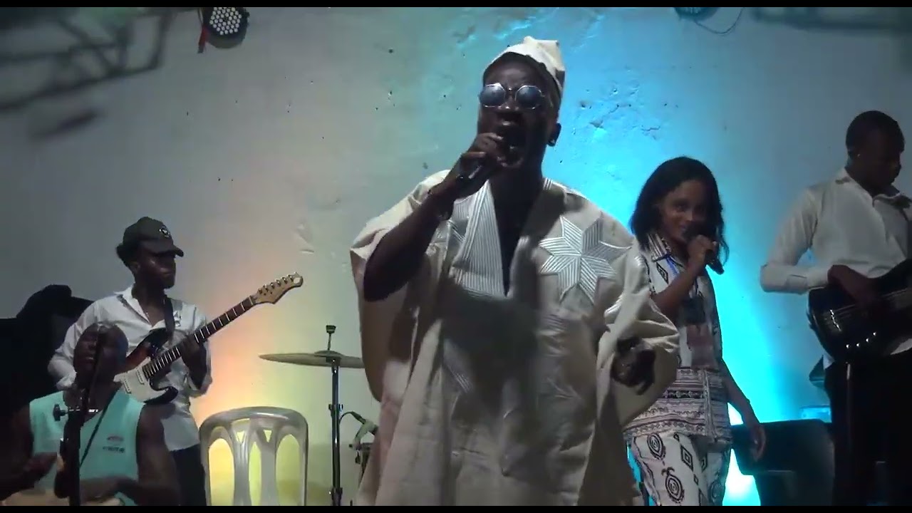 Amour Concert live