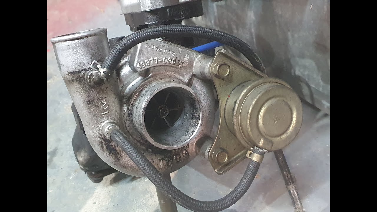 MITSUBISHI PAJERO 4x4  94 NJ Pajero 2.8LT 4M40T  NEW TURBO INSTALLATION, DIY