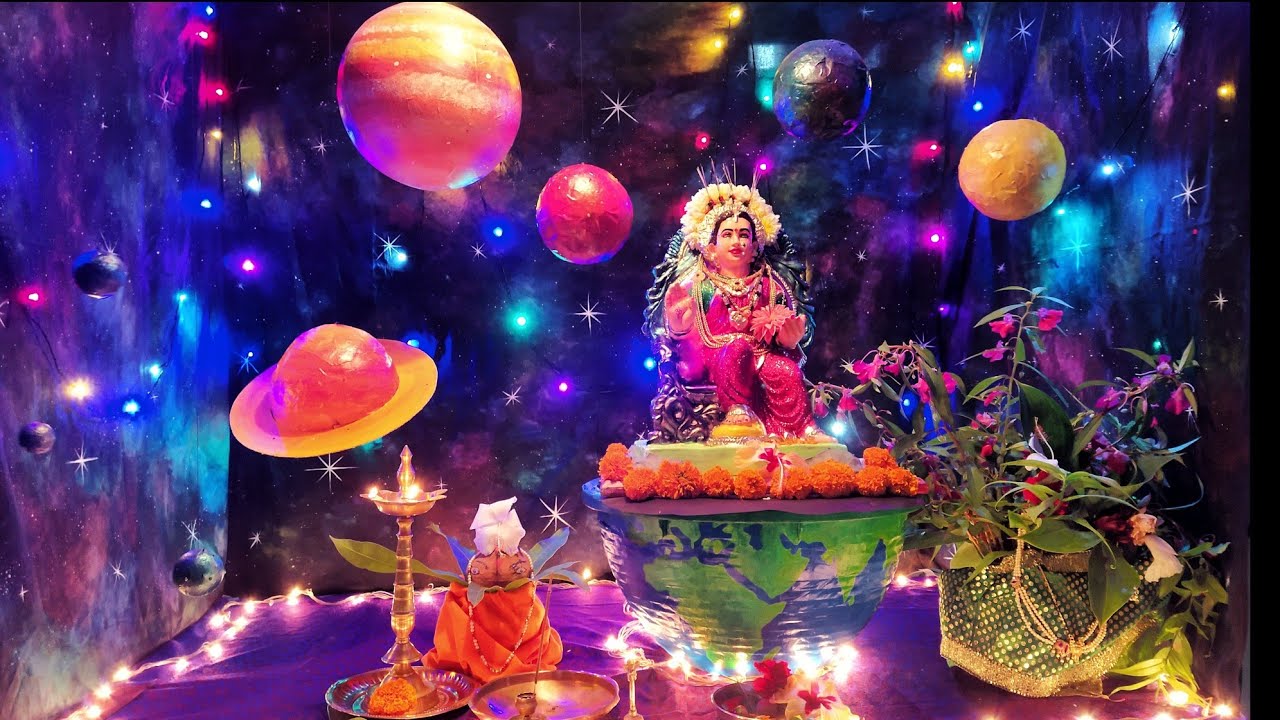 Eco friendly Ganapati Decoration | Parnika Raut | Galaxy theme | Art and craft | Painting | Gauri