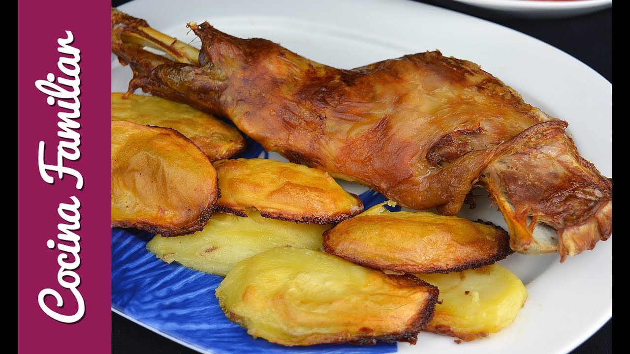 Paletilla de cordero al horno con patatas asadas - paletilla de cordero asado para navidad