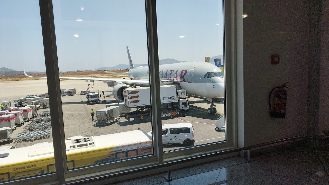 Qatar Airways Preparation before next flight/Athens 