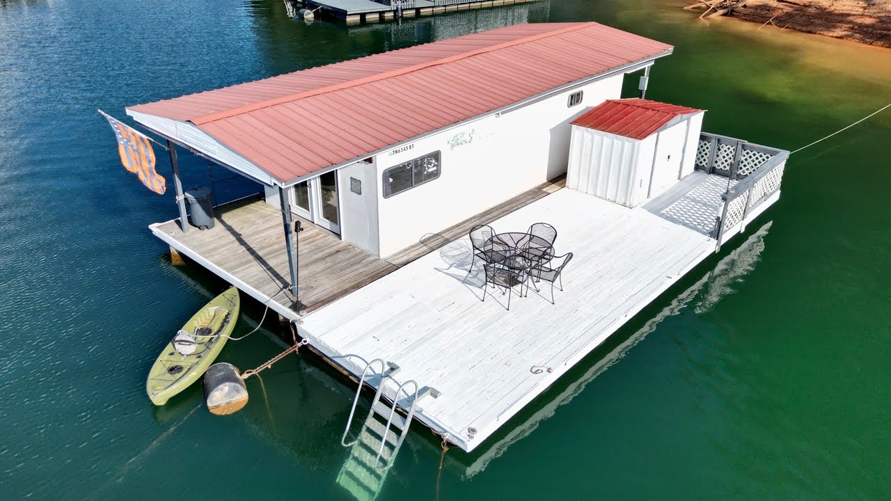 SOLD - 12 x 27.5 Floating Cabin (Approx 328sqft) on Norris Lake Tennessee