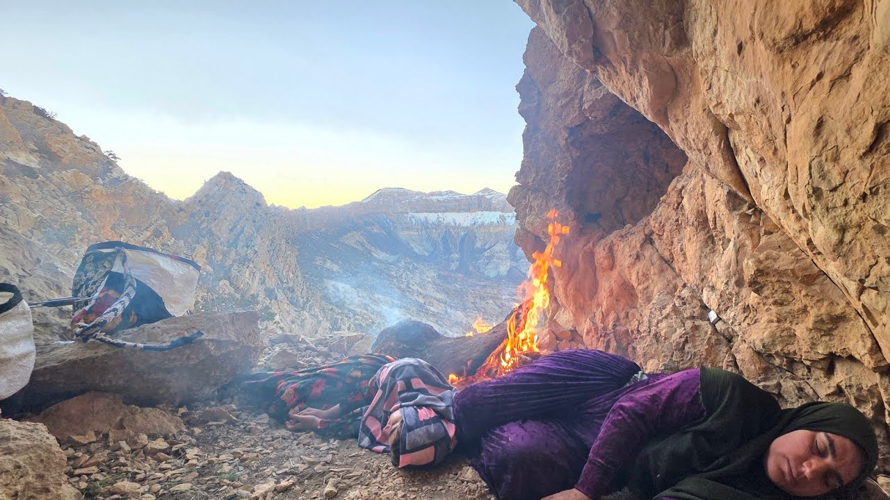  Night of Terror in the Zagros | Two Nomadic Women Alone Among Wild Beasts!