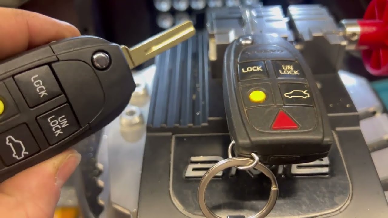✅ Изготавливаем новый ключ Для автомобиля VOLVO making New KEY