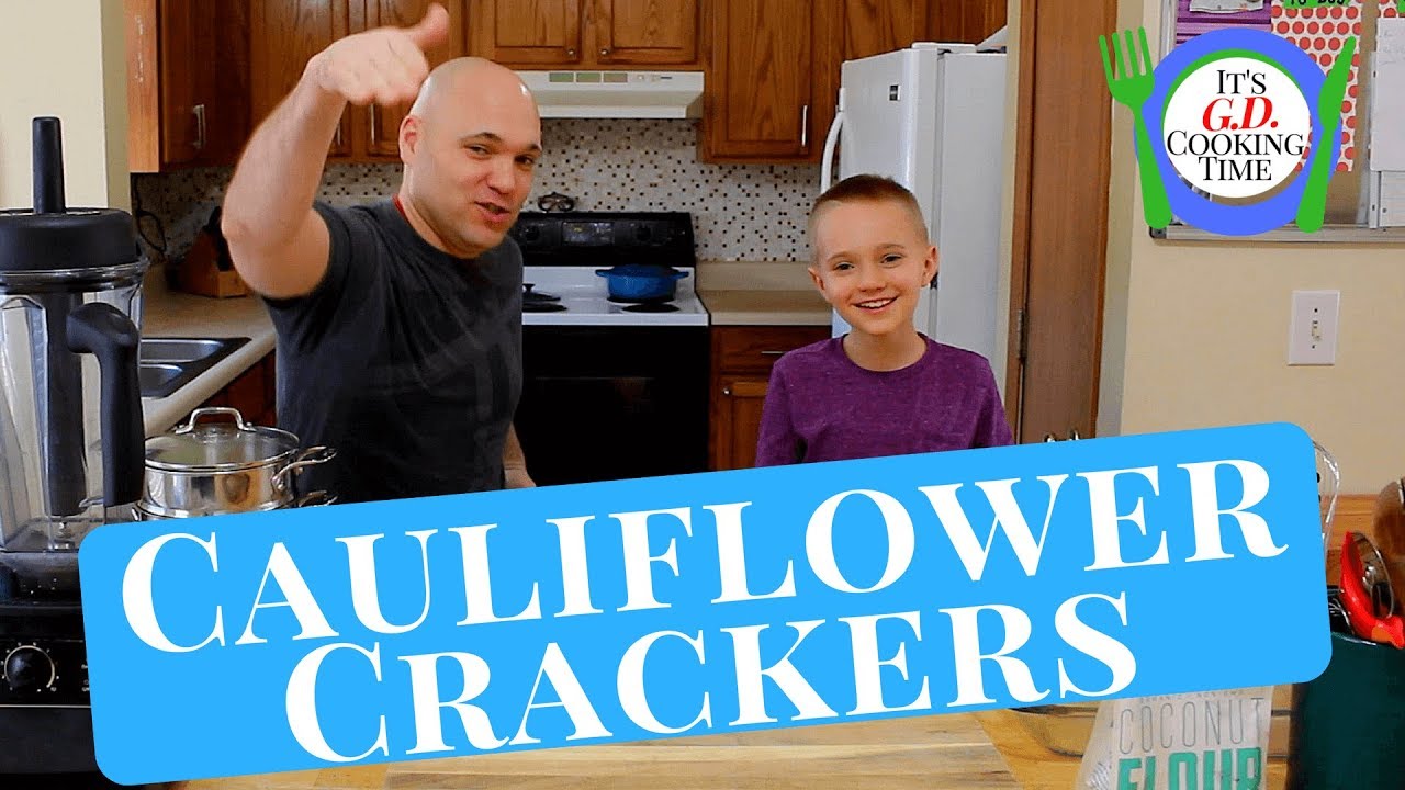 Cauliflower crackers (gluten free, paleo, GFCF)