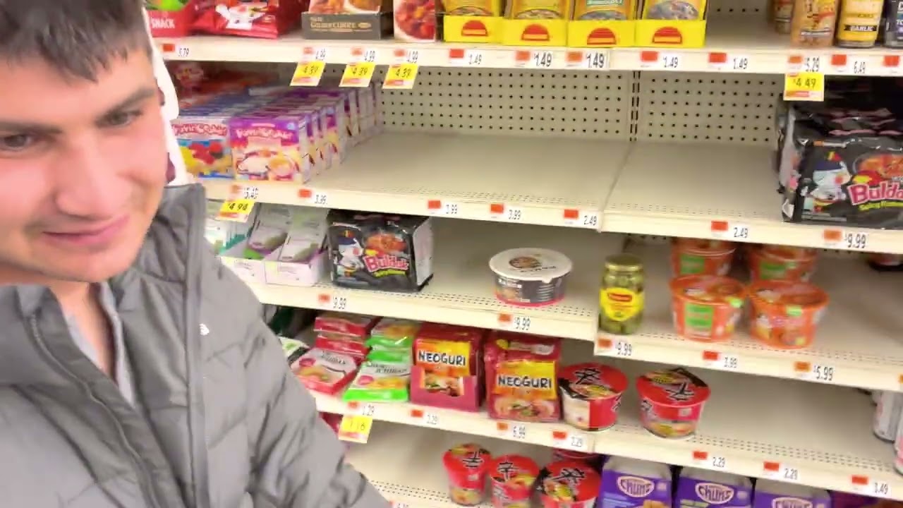 Michael and Tobey Go Shopping