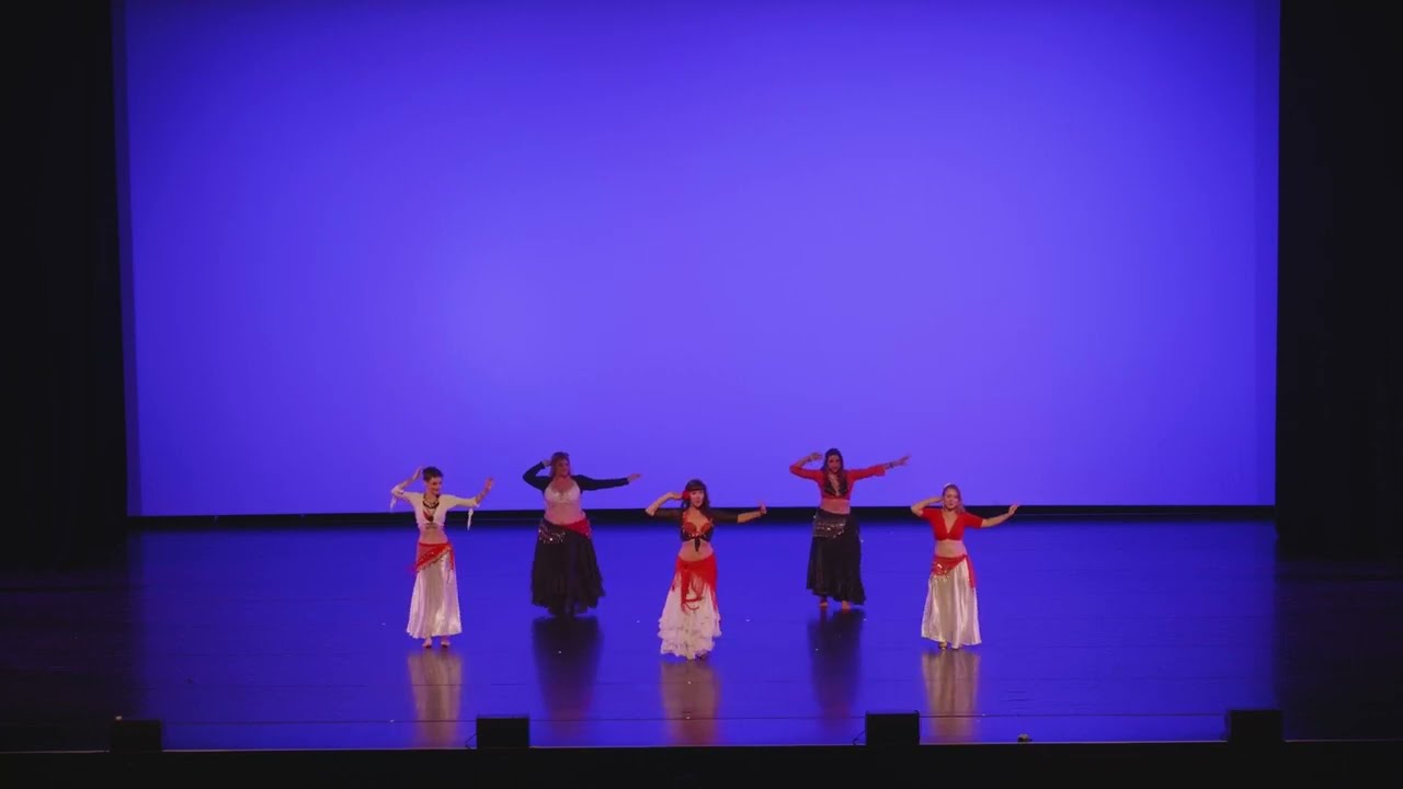 Au Satin Rouge danse orientale Gala H25 juill22 Rocher de Palmer