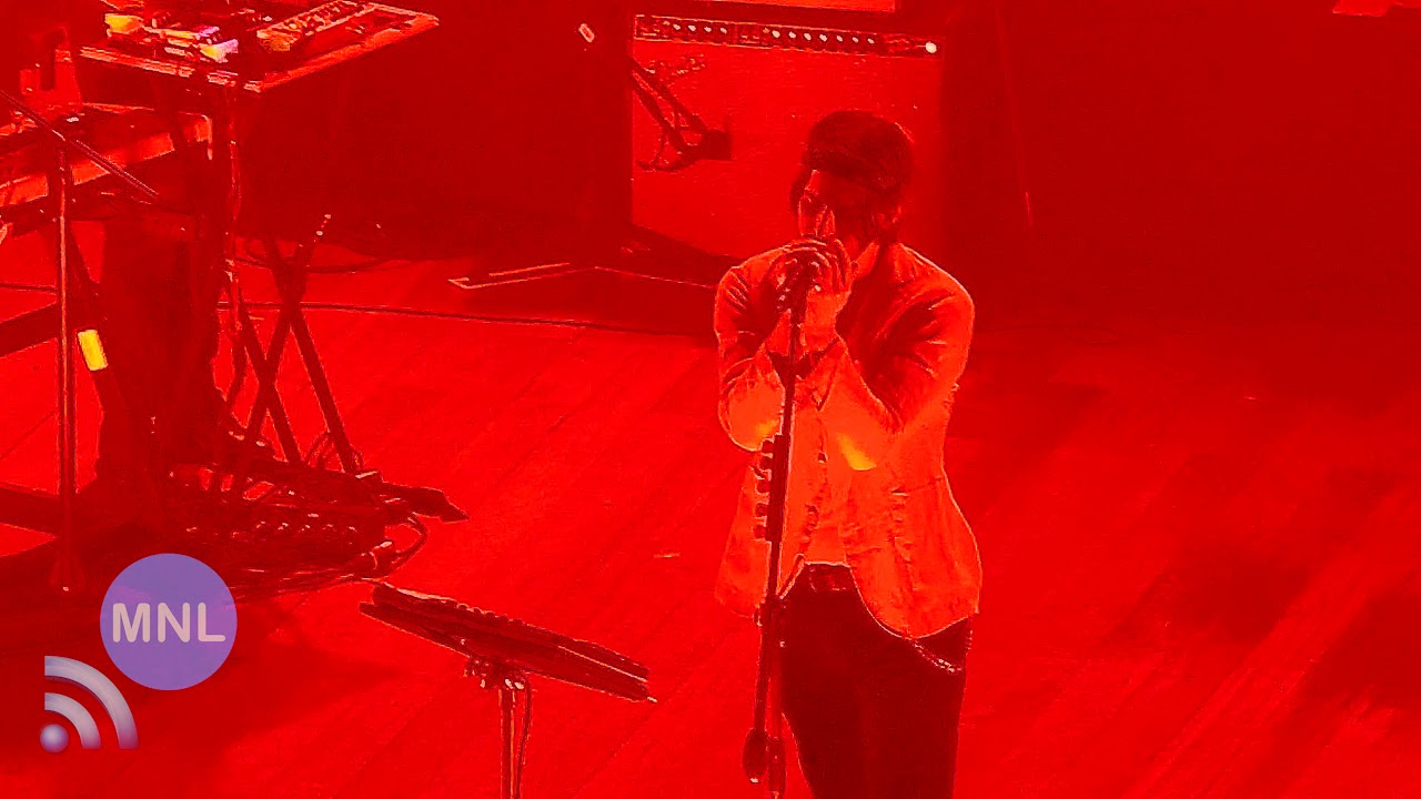 [4K UHD] A BEGINNER'S GUIDE TO DESTROYING THE MOON (Foster The People | 2018 Momentum Live MNL)