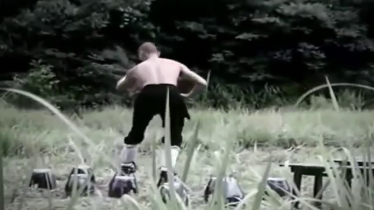 Drunken Fist Kung Fu training