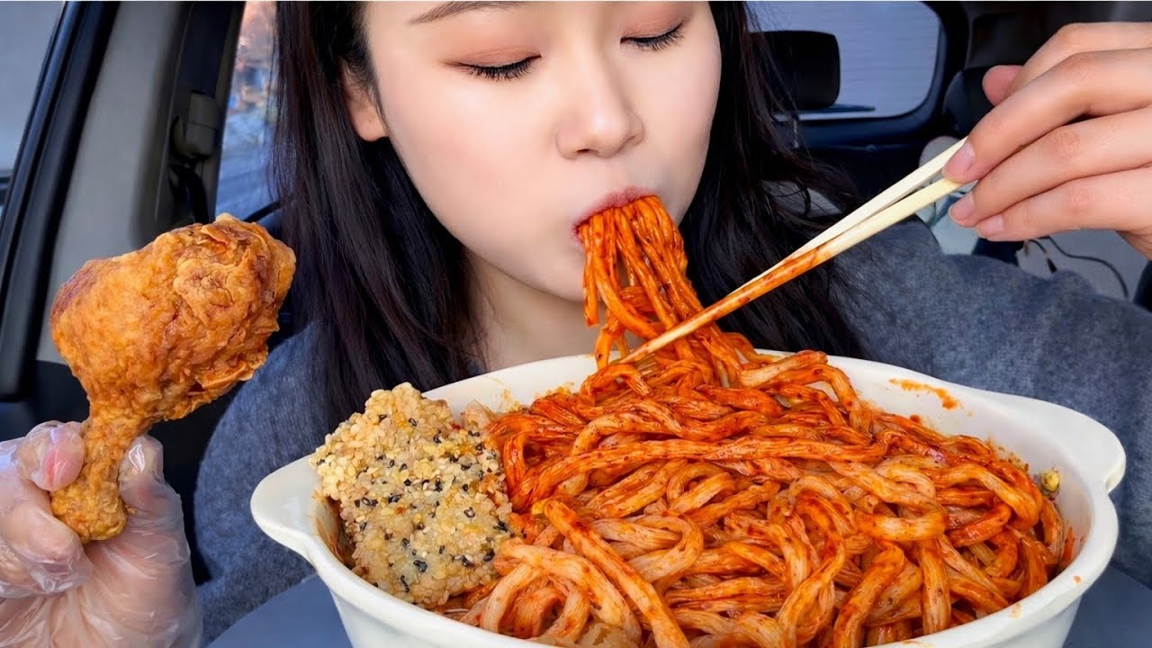 EXTREME Spicy Noodles & Crispy Fried Chicken Mukbang 🔥 | Car Eating Show ASMR