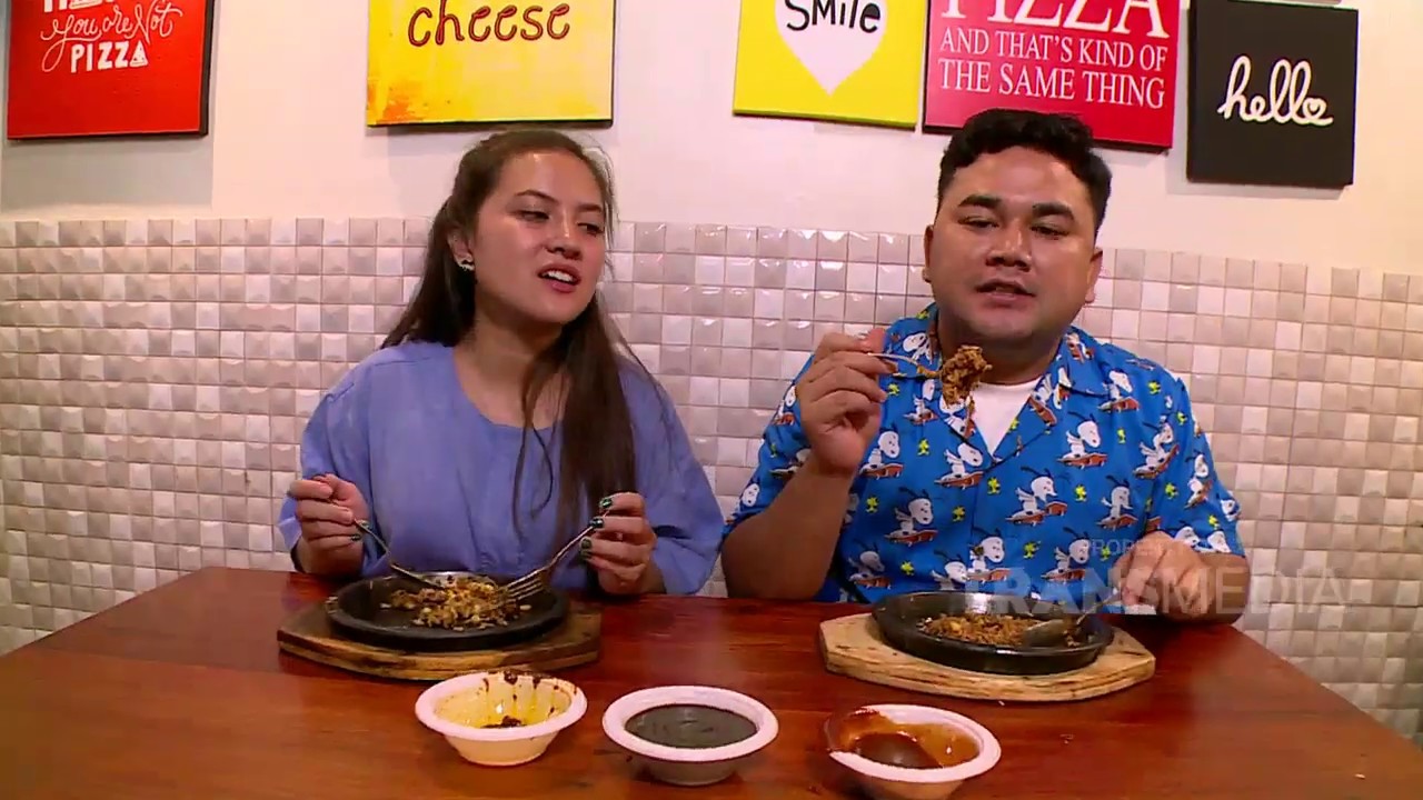 BIKIN LAPER - Nyobain Master Cheese Pizza Mantep Banget Wagyunya! (31/12/19) PART 4