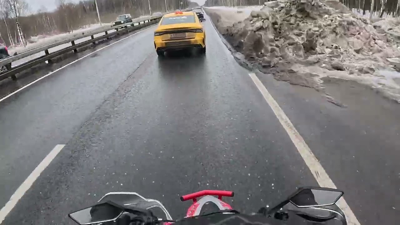 Катаюсь по Варшавскому шоссе, и по населённым пунктам.