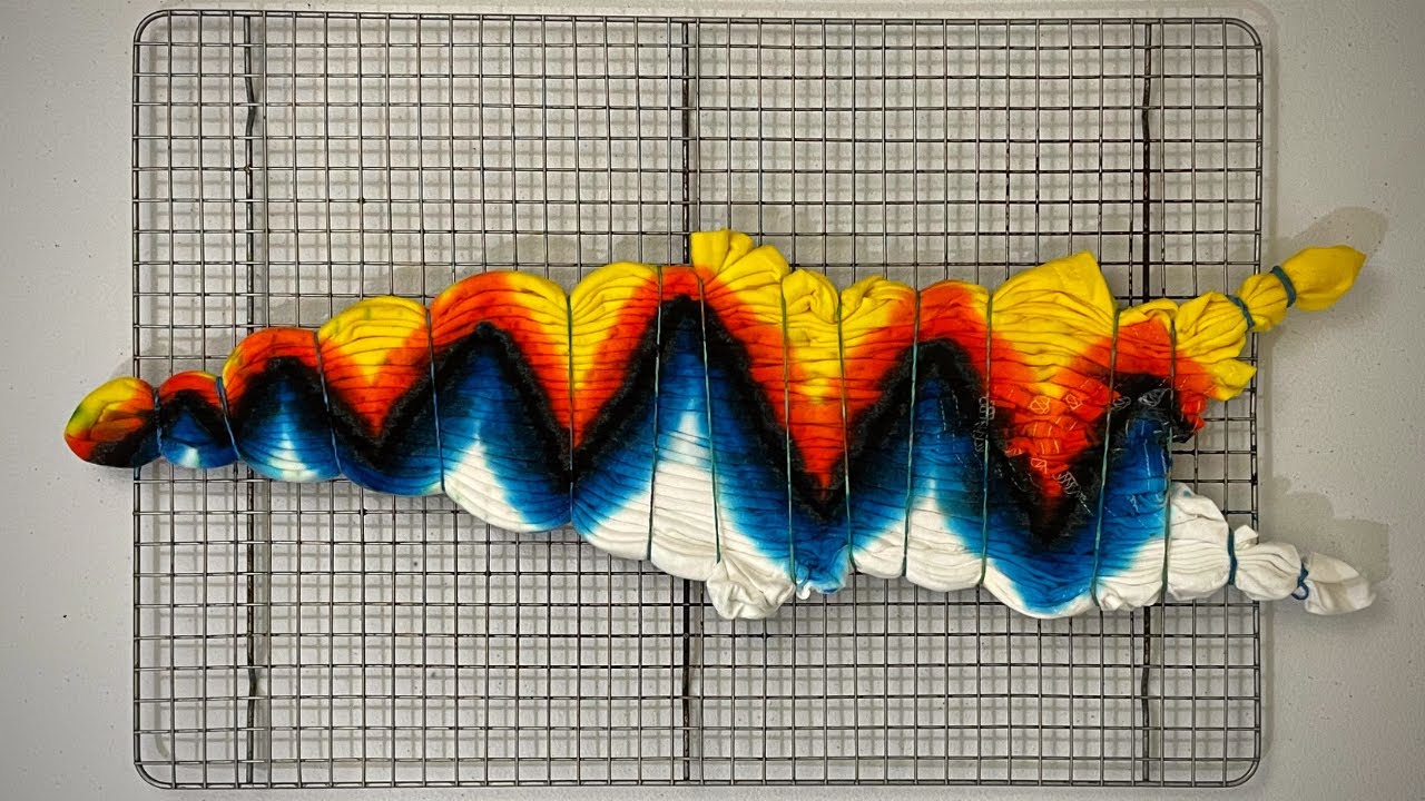 How to Tie Dye : Horizontal WIG-WAG T Shirt | 🔥 & 🧊