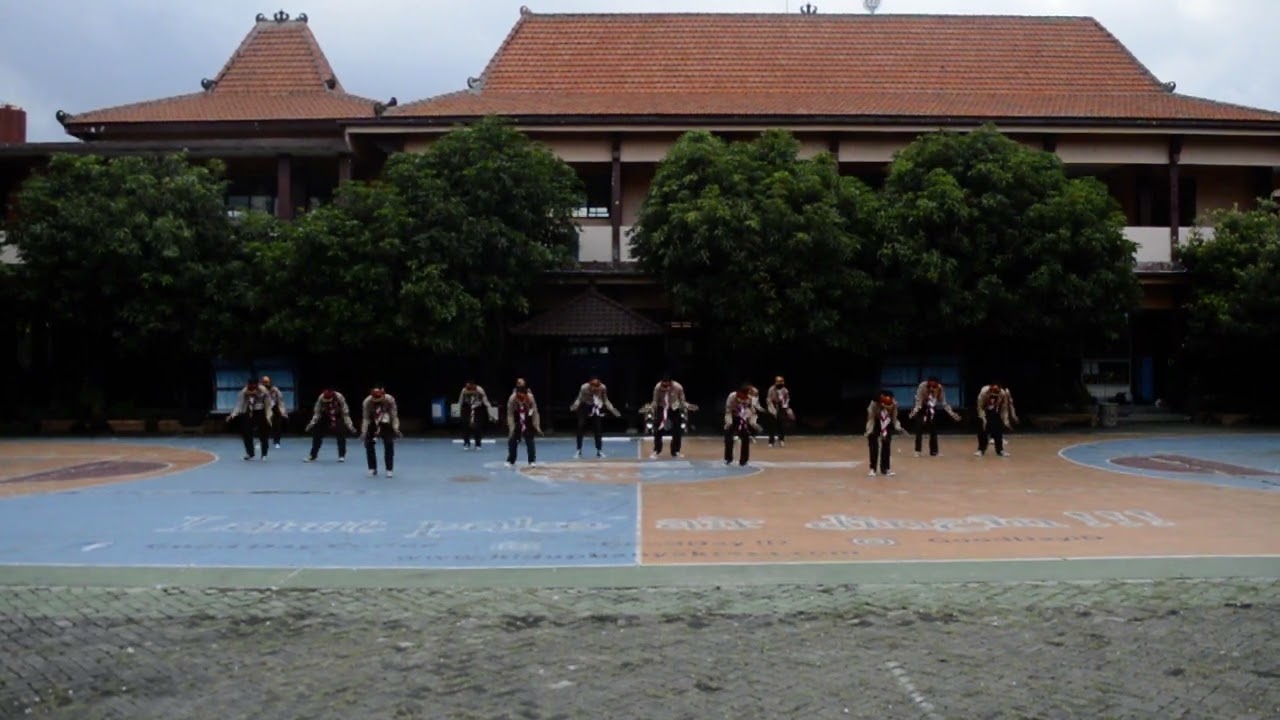 ARYAPRAGA3_SMPN 2 SIDOARJO_09_JINGLE
