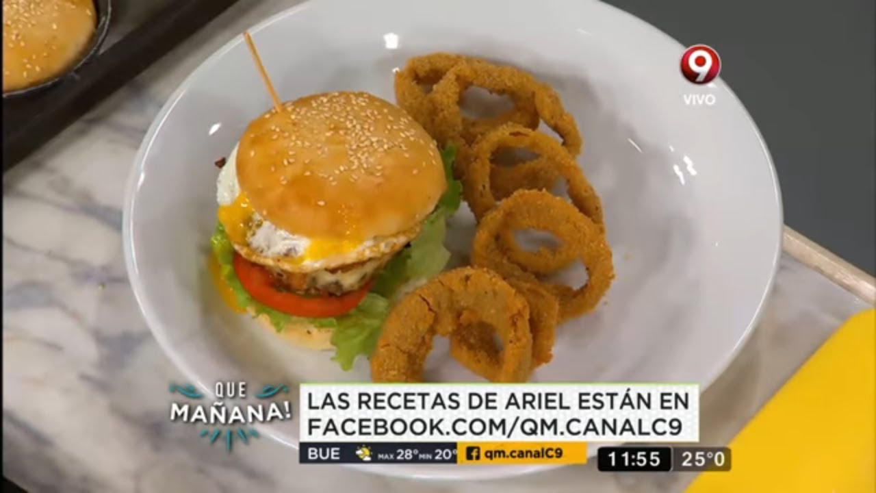 Hamburguesas caseras y aros de cebolla