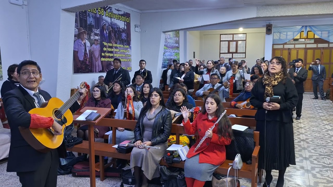 IMPP - Coro Arica Norte cantando la alabanza "mi salvador, no sé cómo pagarte"