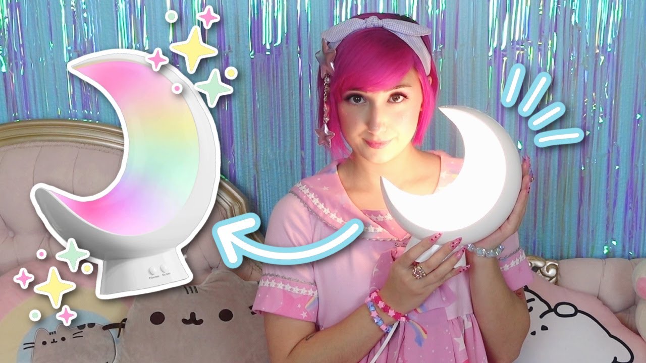 MORE  Kawaii Desk Stuff | Moon Lamp 🌙✨