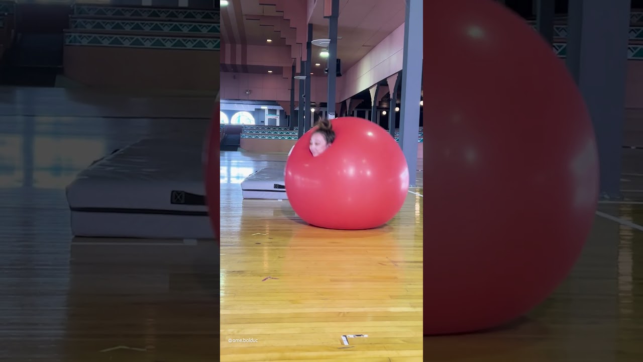 Woman Climbs Inside Giant Balloon! 🎈