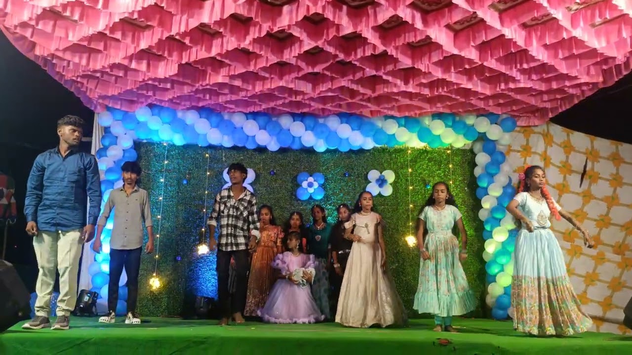 THAMBURA SITHARATHO // NEW CHRISTMAS DANCE PERFORMANCE \\ BOYS AND GIRLS 2025