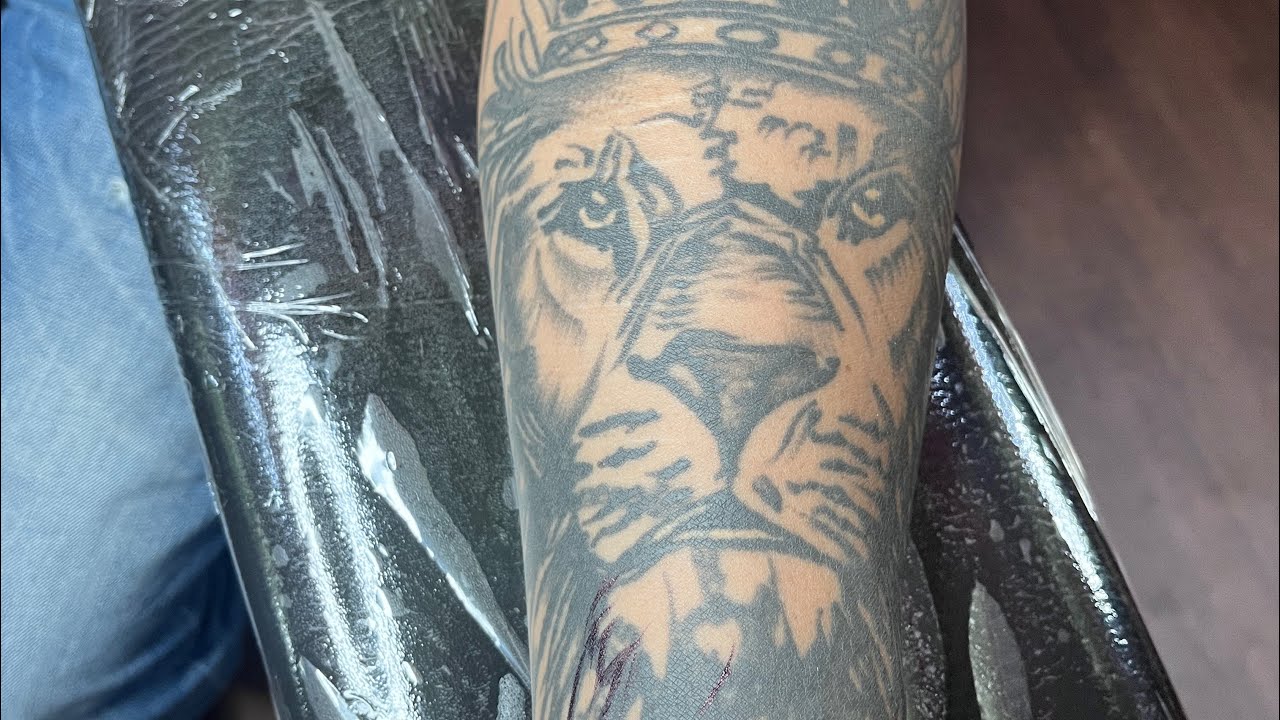 Khatar nak tattoo thik korlam 