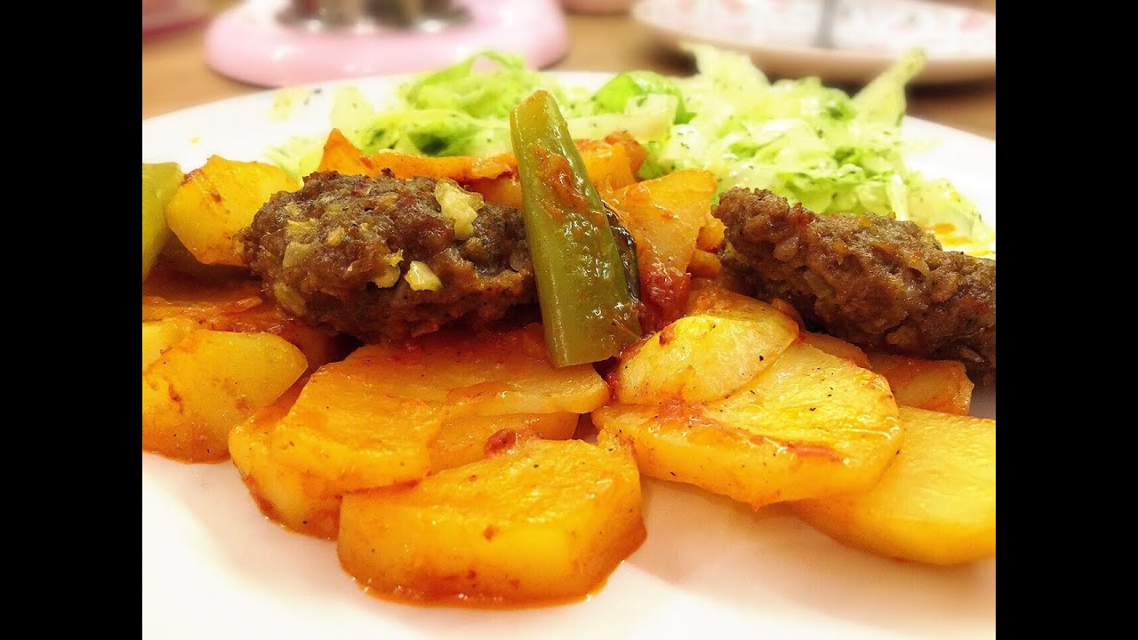 Türkischer Kartoffel Hackbällchen Frikadellen Auflauf / Firinda Patates Köfte