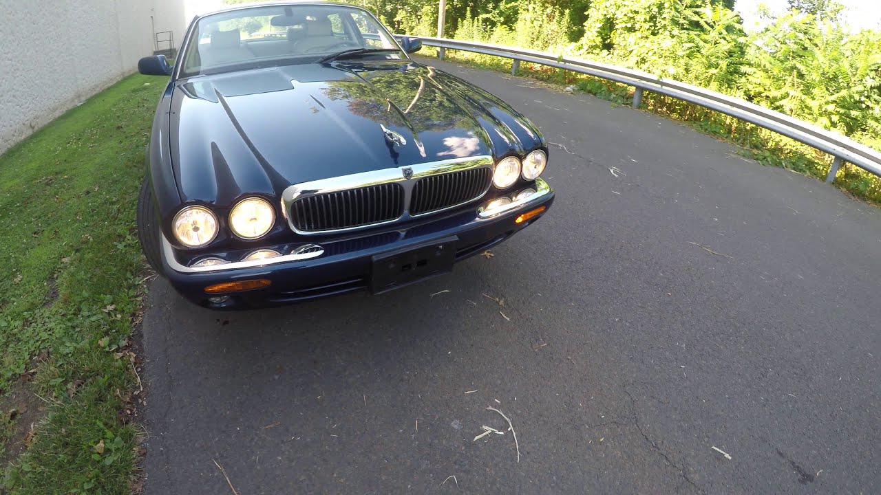 4K Review 2003 Jaguar XJ8 Blue Virtual Test-Drive & Walk-around