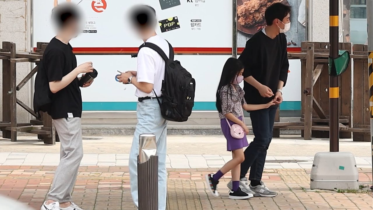 ENG) 어린 여자아이가 납치당하는 모습을 본다면? 사회실험 Kidnapping experiment Social experiment