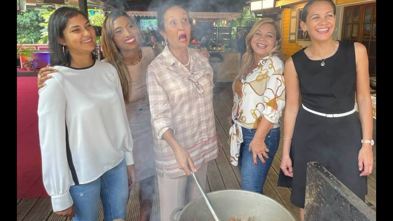 Huguette BELLO en cuisine sur KANAL AUSTRAL.TV