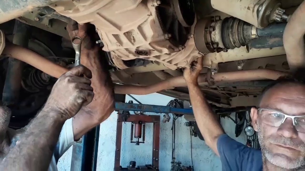 Como tirar caixa de marcha da combi sem tirar o motor