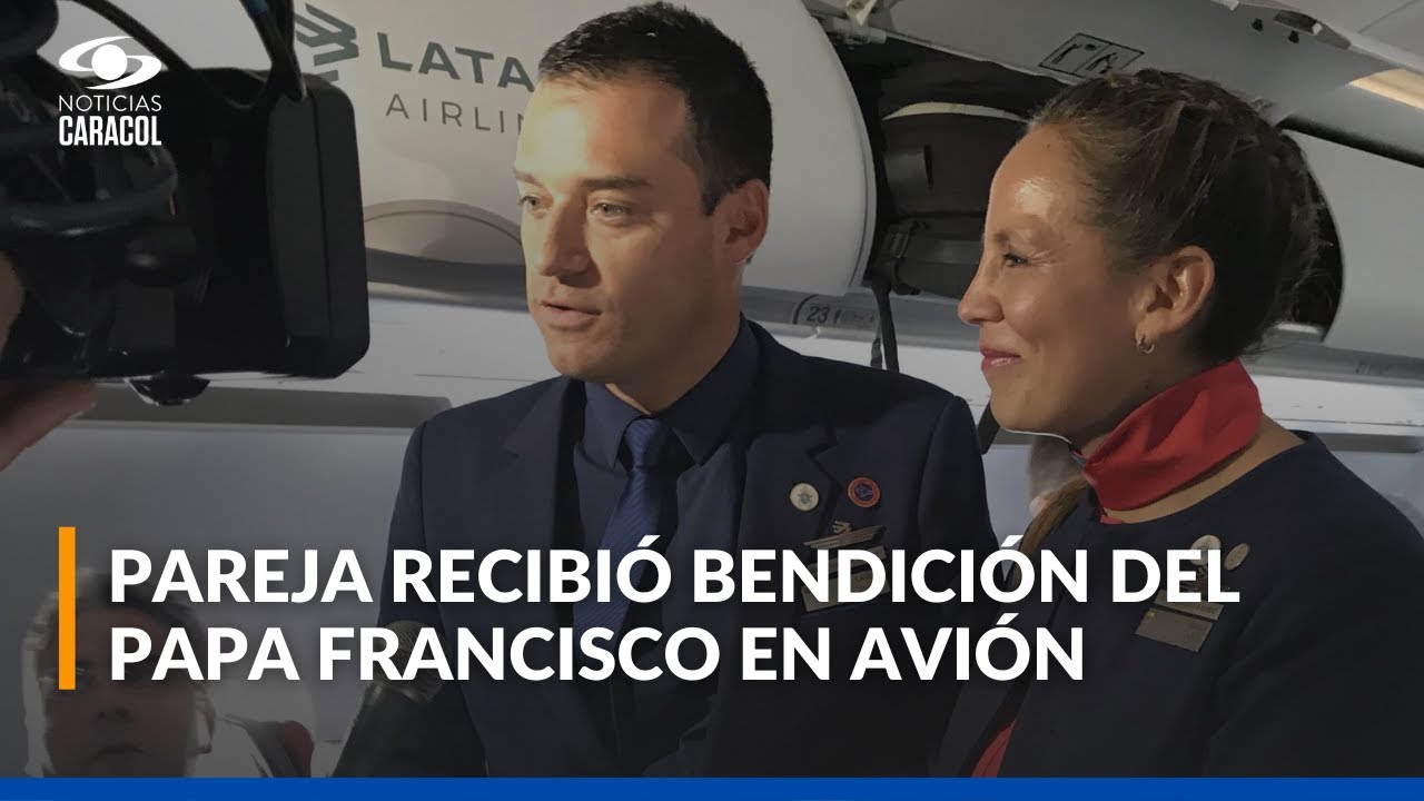 Casamiento en pleno vuelo: la historia detrás de la pareja que fue bendecida por el papa Francisco