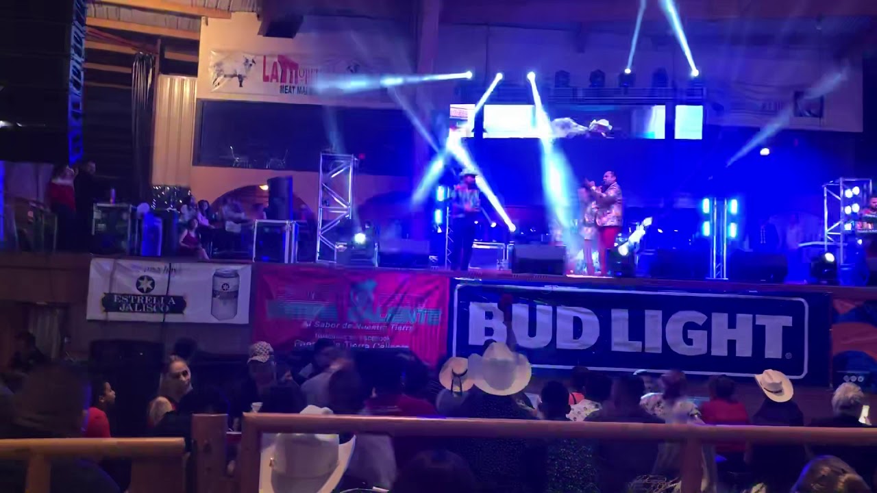 JOSECITO LEON Y SU INTERNACIONAL BANDA ROJA.   BONITO TIERRA CALIENTE