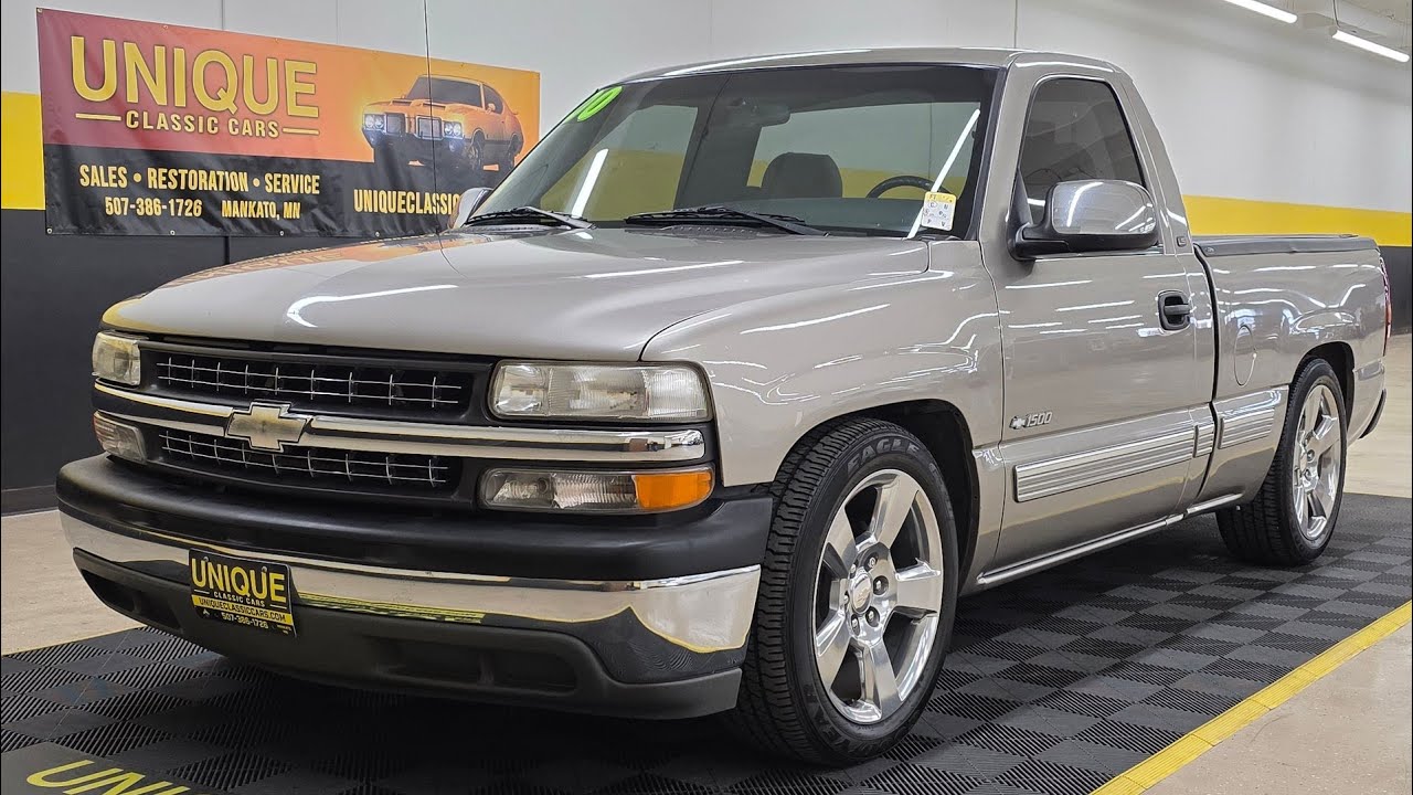 Chevrolet Silverado 1500 LS 2000 года выпуска | Продается за 15 900 долларов.