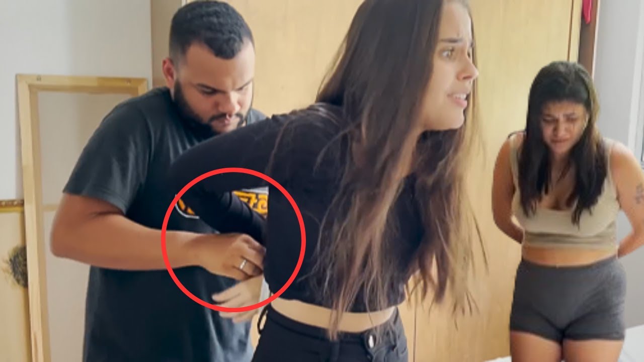 Policial Faz 4RMADILHA e Prende Duas Mulheres