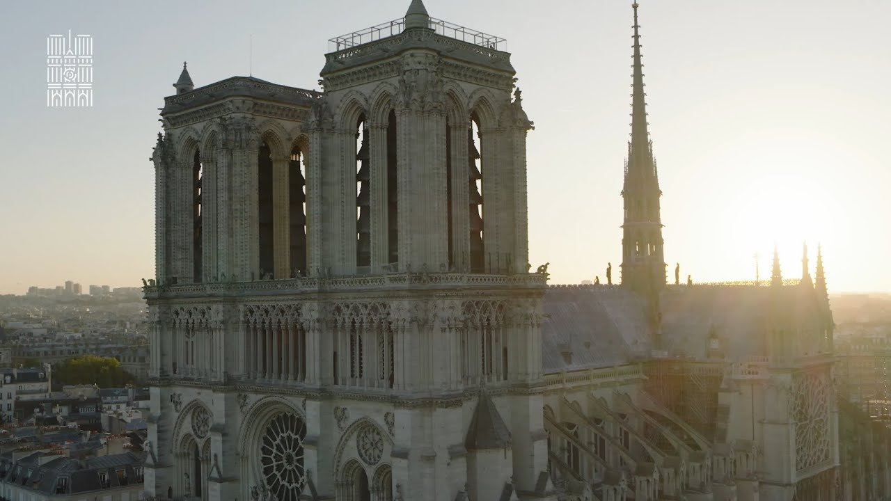 Notre-Dame de Paris vue du ciel - Octobre 2025